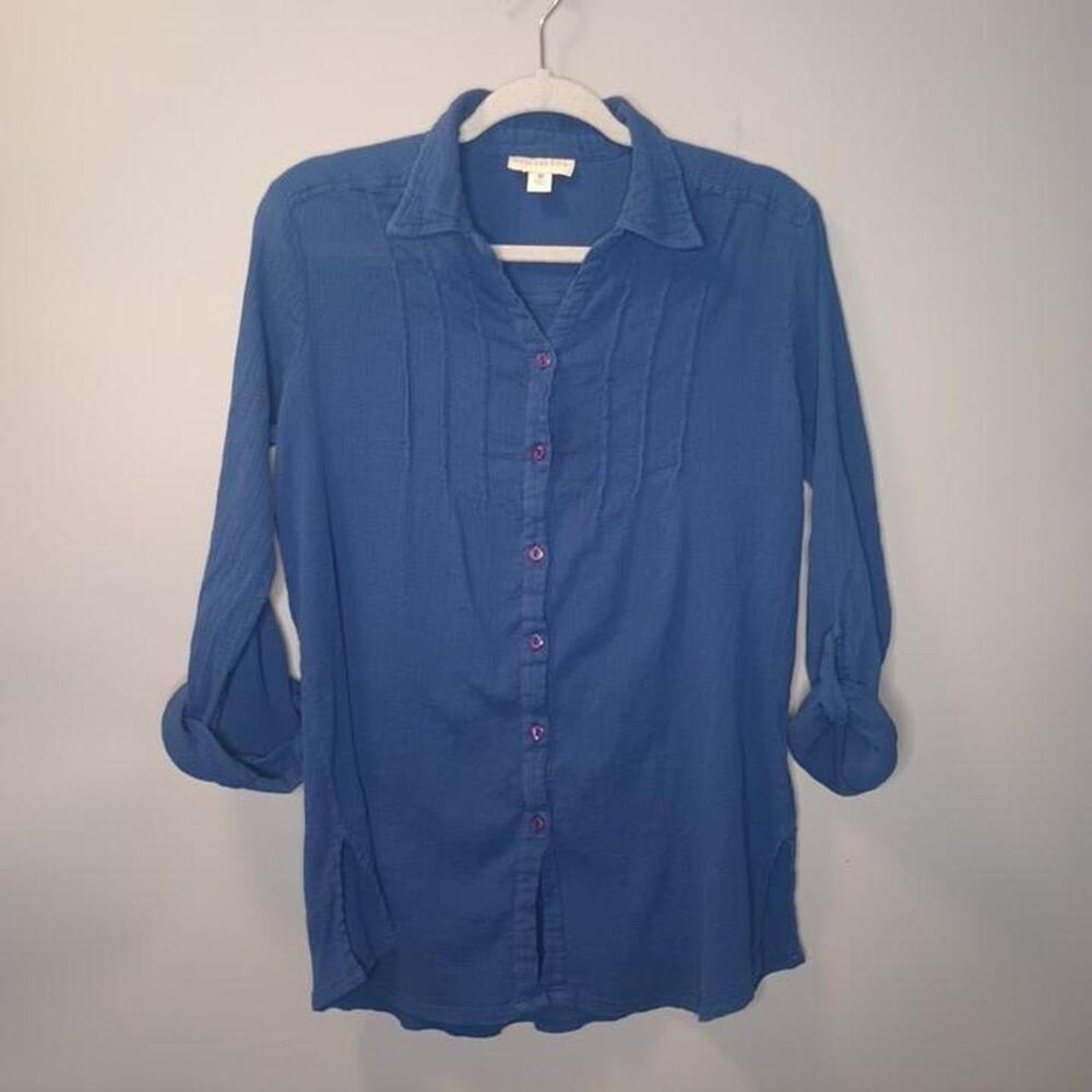Appleseeds blue button up blouse with